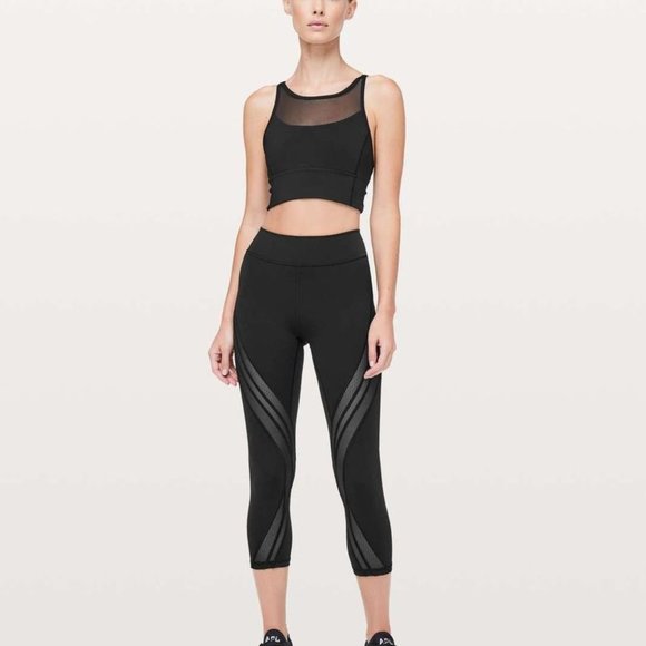Lululemon Never Still High rise Crop 21 in black size 4 - Picture 5 of 10